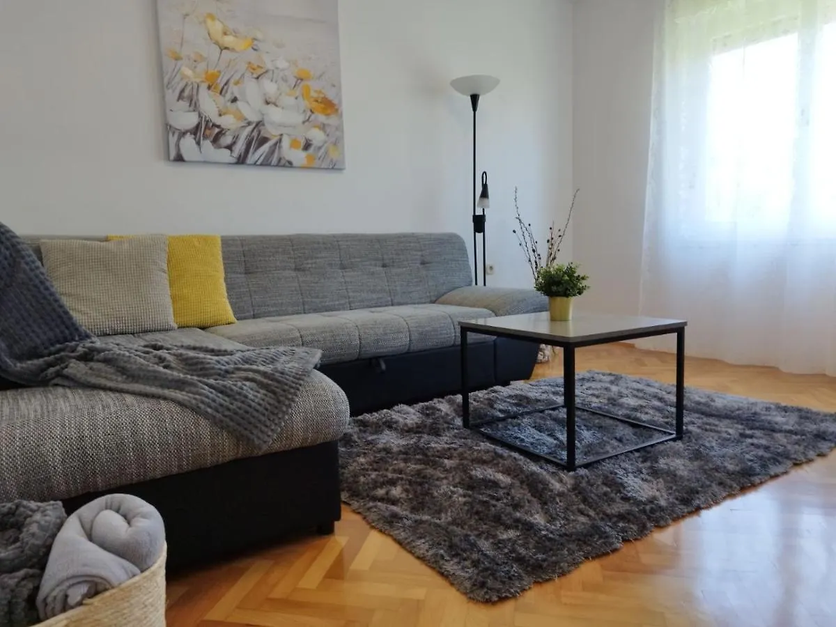 Antemma Apartment Pula